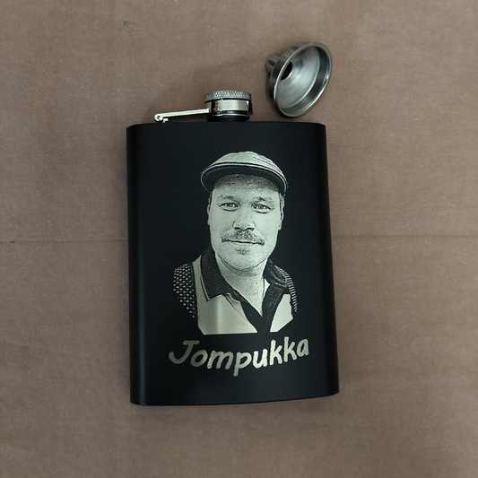 Taskumatti omalla kuvalla ja tekstillä